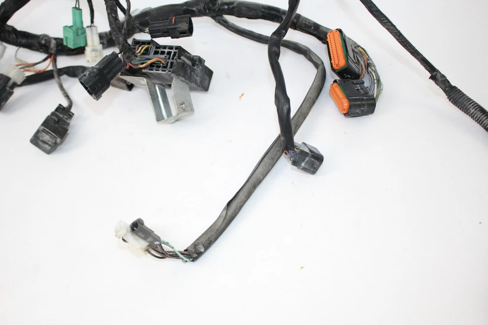08-12 Suzuki Katana GSX650F Arnés de cables principal Telar SIN CORTES  Foto 3 de 4