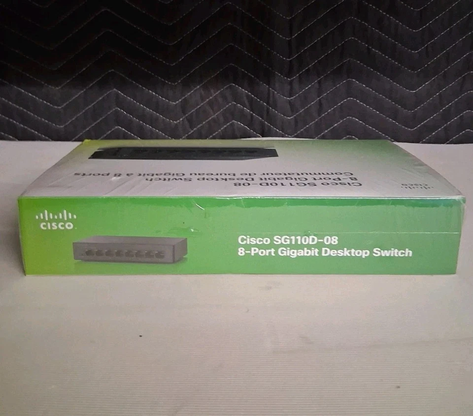 Cisco SG110D-08 8-Port Gigabit Desktop Switch Inc Adaptor and Wall Mount Kit NIB - Image 2 of 4
