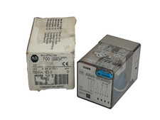 NEW IN BOX Allen Bradley 700-HA33Z2-3 SER. D Relay