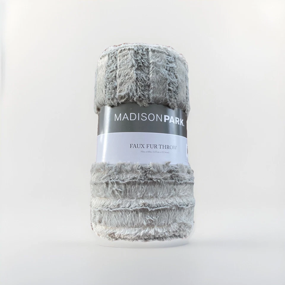 MADISON PARK FAUX FUR ARTIC CHECKERBOARD THROW 50" X 60" GRAY PLUSH - Image 2 of 2
