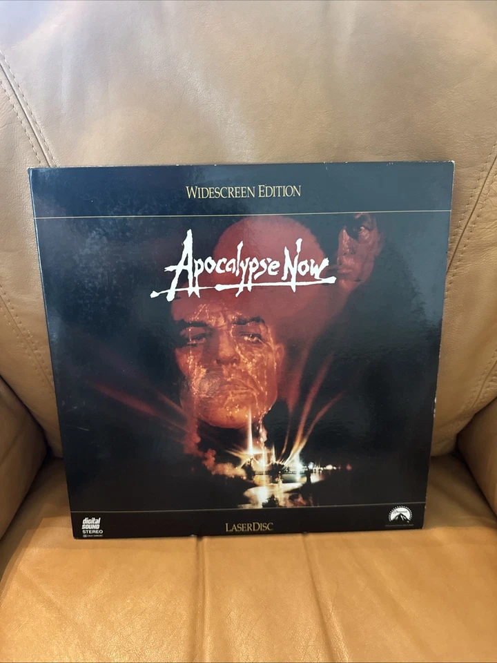 💿 Apocalypse Now Widescreen Edition Laserdisc Marlon Brando 2 Disc Pre-Owned - Image 2 of 4