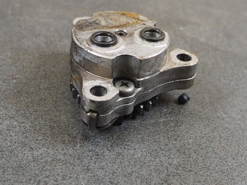 HONDA CB360G 1977 15100-369-000 OIL PUMP 12646 - Imagen 2 de 5