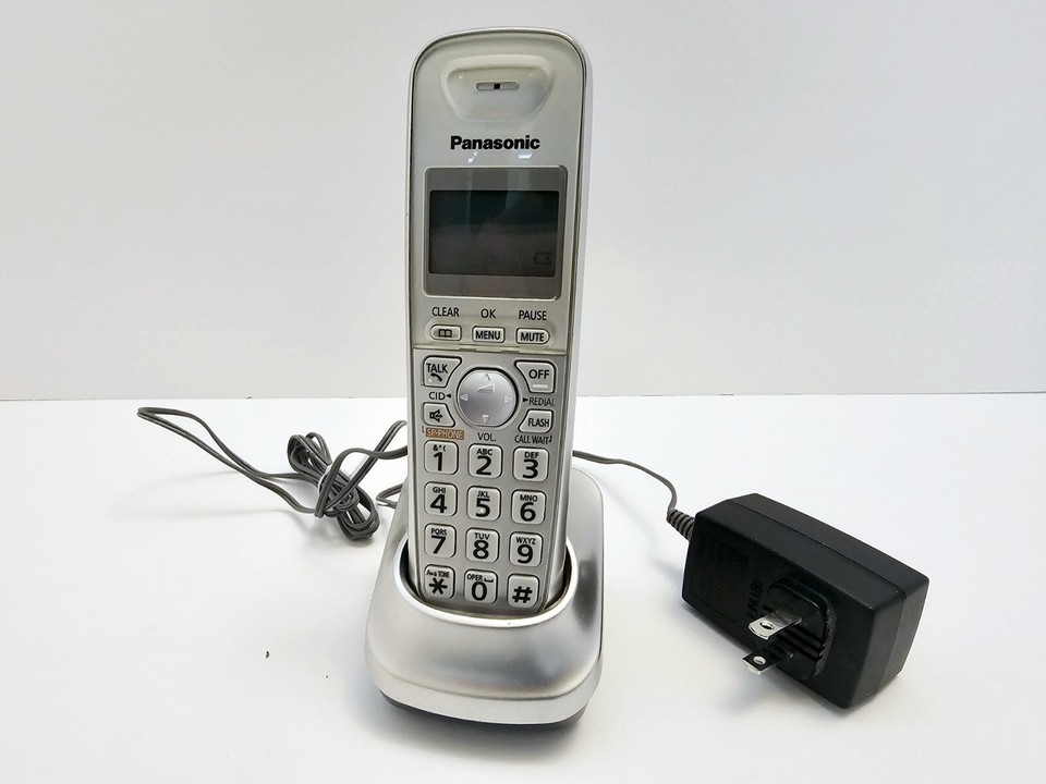 Panasonic KXTGA402 Cordless Phone Handset + Panasonic PNLC1010 Base