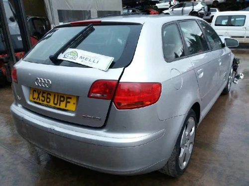 8P0858005B Consola Central para AUDI A3 SPORTBACK (8PA) 2.0 TDI Ambition 3502388 - Imagen 5 de 10
