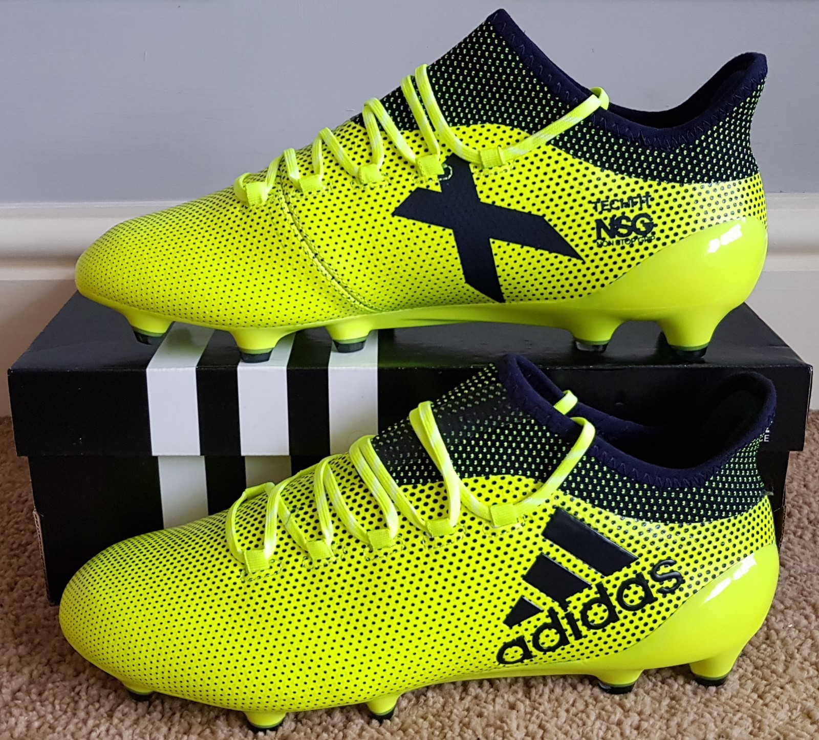 Nuevo Y En Caja Adidas X 17.1 FG Pro Versión Solar Amarillo Legend Tinta Nuevo Y En Caja Adidas X 17.1 FG Pro Versión Solar Amarillo Legend Tinta