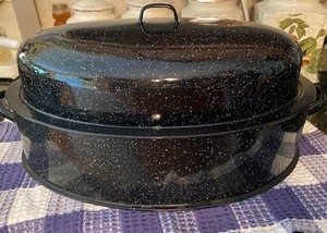 black enamel roasting pan