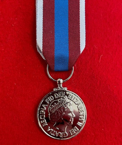 Queen Elizabeth II Platinum Jubilee Medal - Brand New In Presentation Box. - UK - Foto 2
