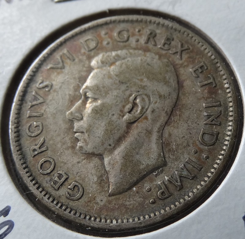1941 Canada 25 Cents Silver Coin 