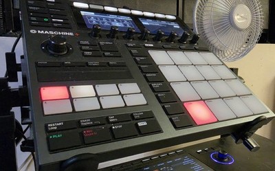 Native Instruments MASCHINE+ Standalone Production 