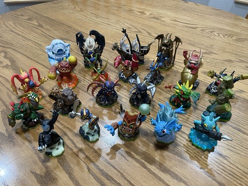 Skylanders Spyro's Adventure Wii – Pack de démarrage complet avec figurines et portail - Jeux vidéo