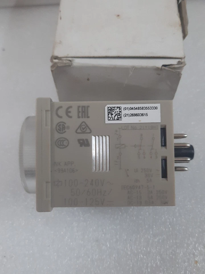 OMRON H3CR-A8E temporizador - Imagen 4 de 4