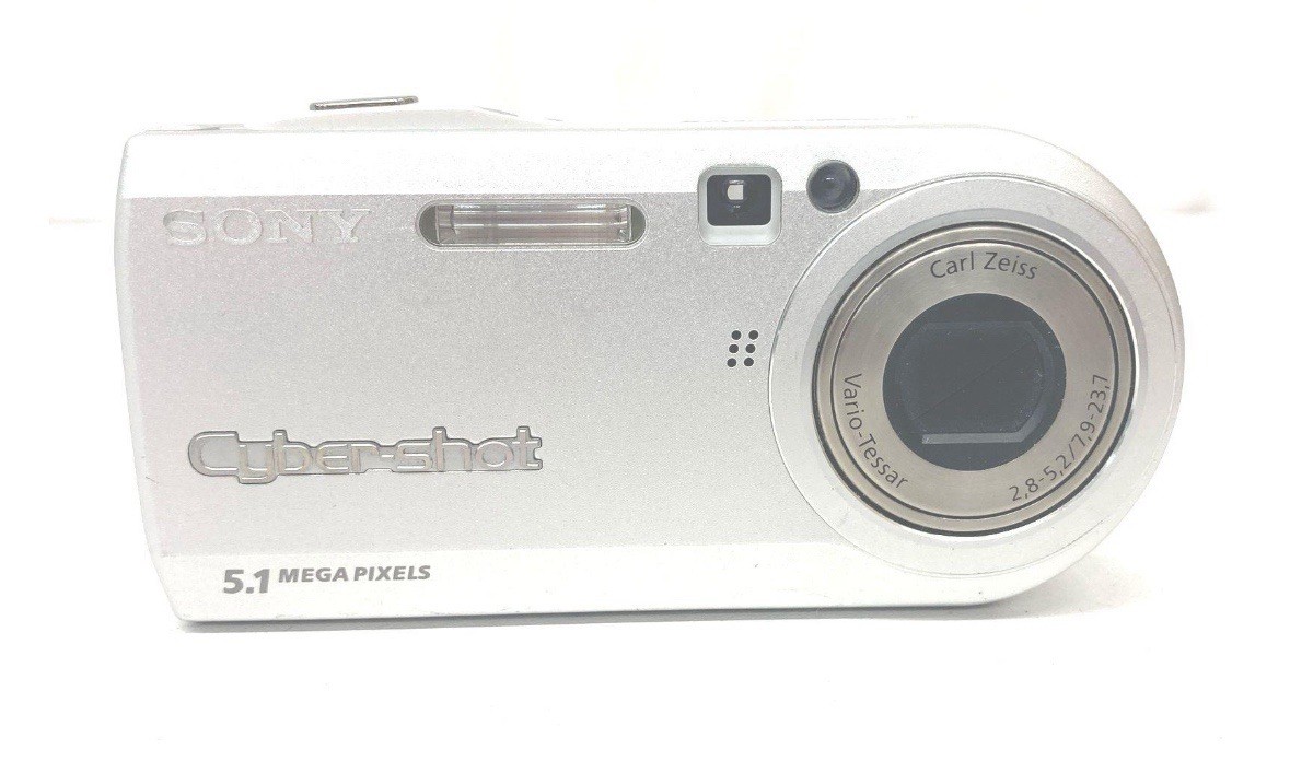Sony Cyber-shot DSC-P100 5.1mp Digital Camera Japan  with case, UNTESTED