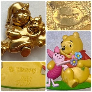 VINTAGE Disney Winnie the Pooh Piglet Brooch Pins Gold Tone & Spring Flowers 90s