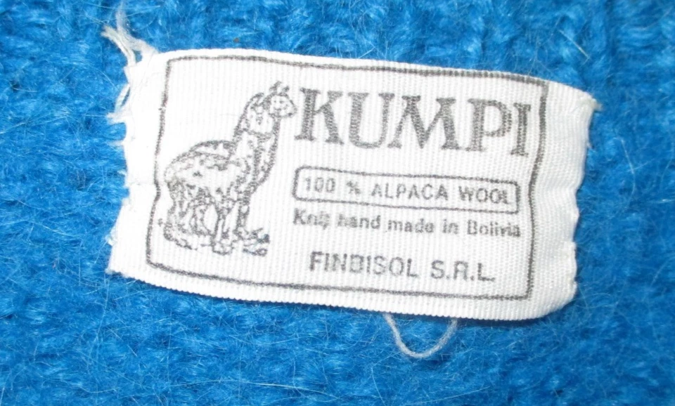 Suéter Pullover Azul KUMPI Vintage Años 80. Hecho a mano en Bolivia Foto 2 de 4