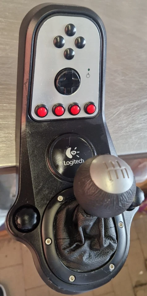 Logitech G27 per volante racing G27  trasmissione cambio CORSA SIMULATORI - Immagine 3 di 4