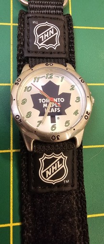 Vintage Game Time Toronto Maple Leafs Youth Quartz Watch, (P2) - Picture 3 of 6