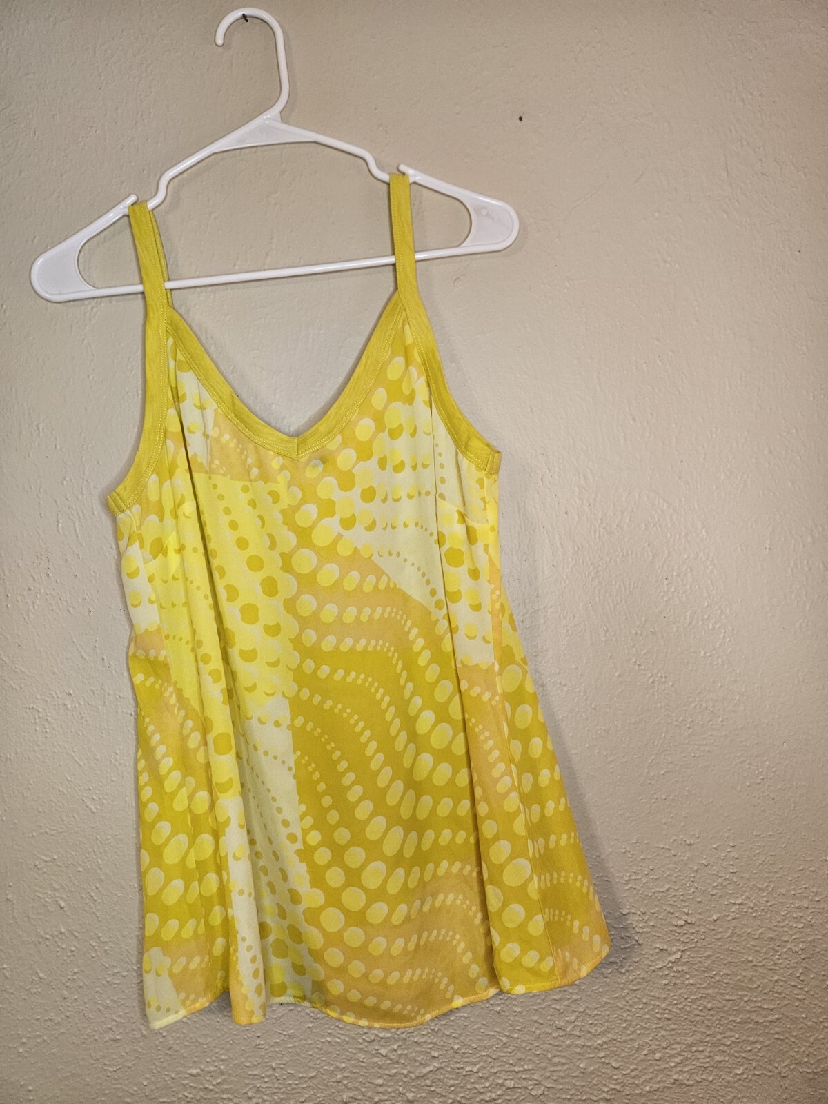 CAbi Sunbeam Cami Medium EUC - image 1