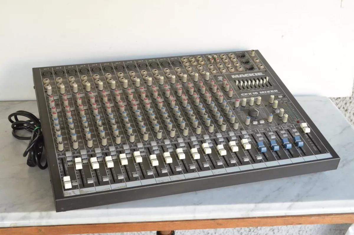 MACKIE CFX16 Mixer. 16 Channel Compact Integrated Live Sound USA