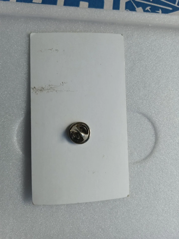 Pin de solapa Vickie Guerrero "Discuse Me" caja de lucha libre profesional cajas tempranas raras Foto 3 de 3