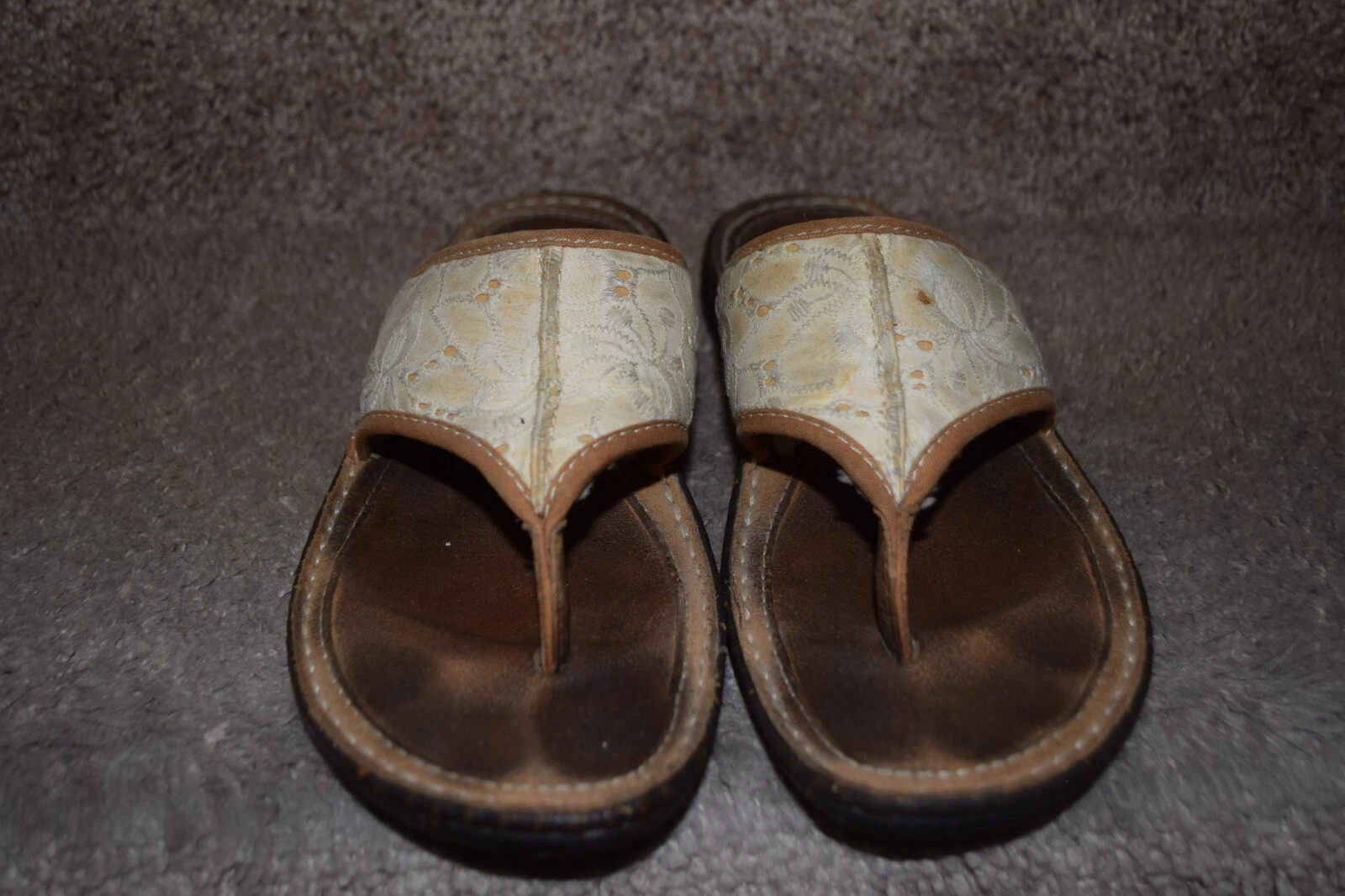 Sandali infradito infradito donna taglia 9 UGG Australia S N 5702 panna e marrone