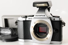  Near MINT 3367 shots Olympus OM-D E-M5 silver Body Digital Camera JAPAN 1242