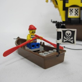 LEGO Pirates 6285: Black Seas Barracuda (Dark Shark). With instructions