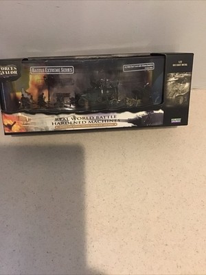 Forces of Valor 1:72 U. S. M3A1 Half-Track and 105 mm howitzer set 85048