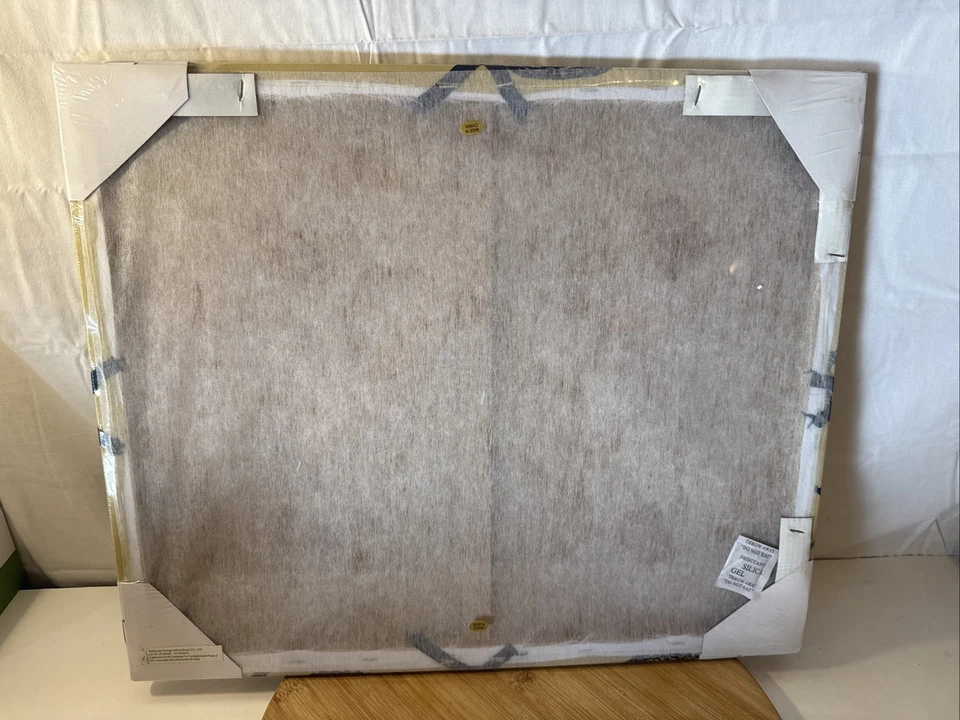 French Memo Board with Ribbons & Butterfly Design 19" x 17" Home or Office New - Image 3 of 3