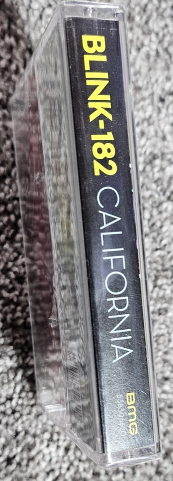 Blink-182 California Deluxe Cassette Foto 4 de 4