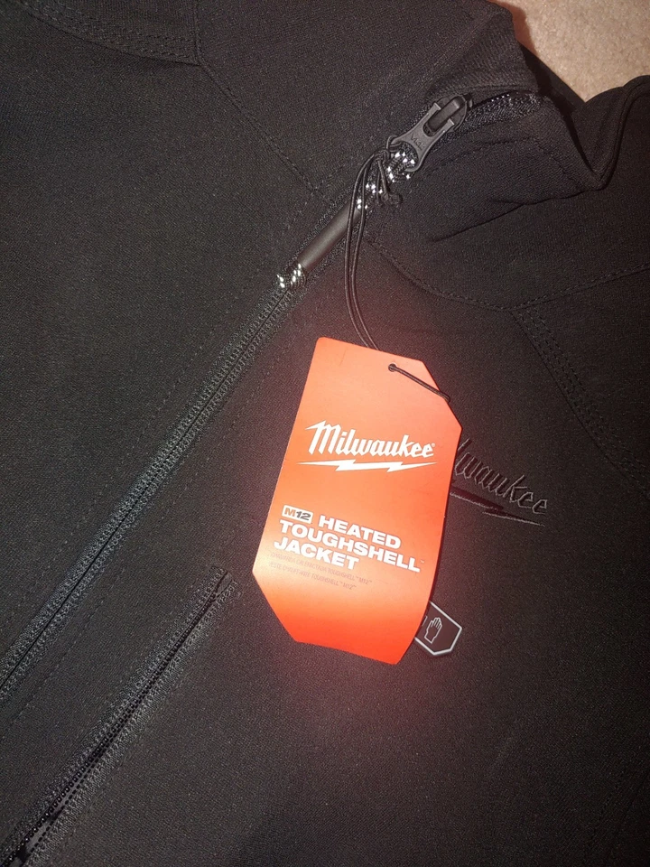 Milwaukee Men's L M12 12V TOUGHSHELL Black Heated GEAR Jacket - No Battery. - Image 2 of 4