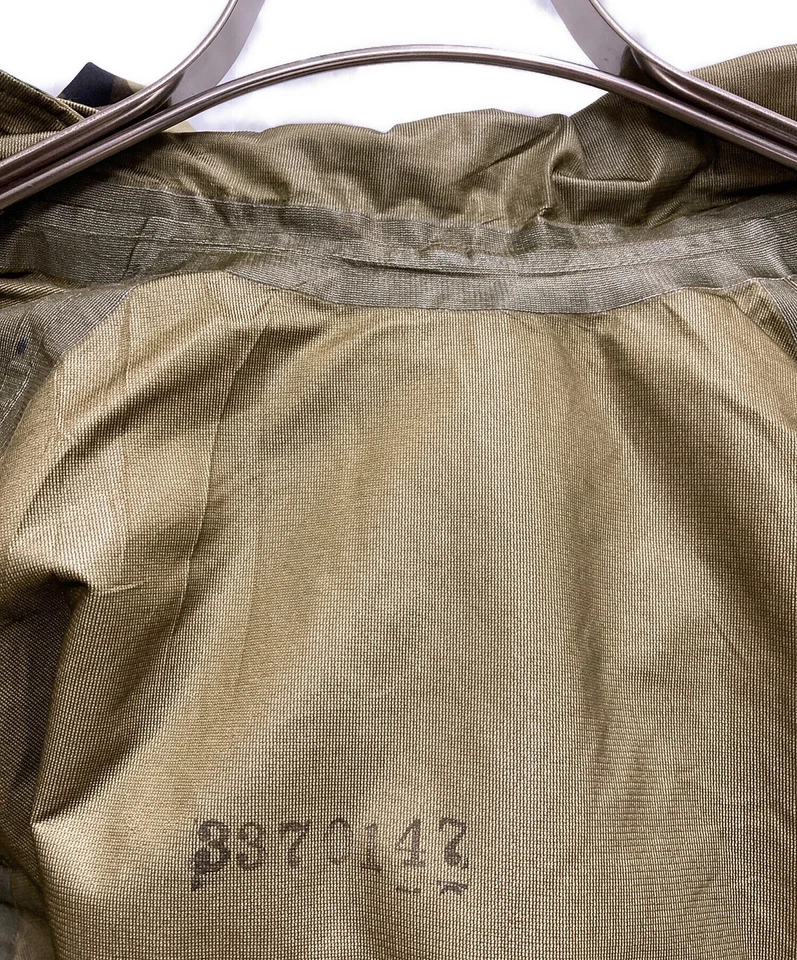 US ARMY ECWCS GEN2 Gore Parka Size: M Khaki Men 8405-01-421-9270 - Image 4 of 4