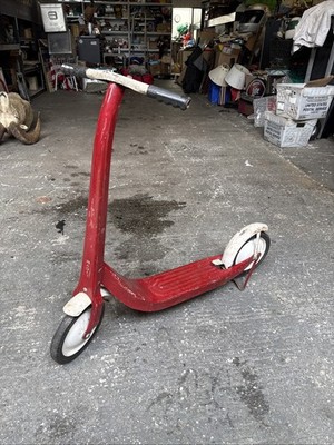 Vintage American Radio Flyer Scooter