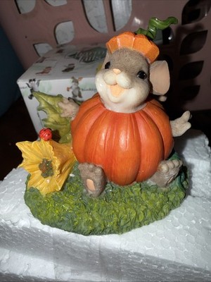 Charming Tails 2012  Maxine s Pumpkin Costume  Figurine! New Open Box! 