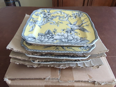 222 Fifth Adelaide Yellow Square 6 1/4'' Appetizer Plates Set of 4 NIB