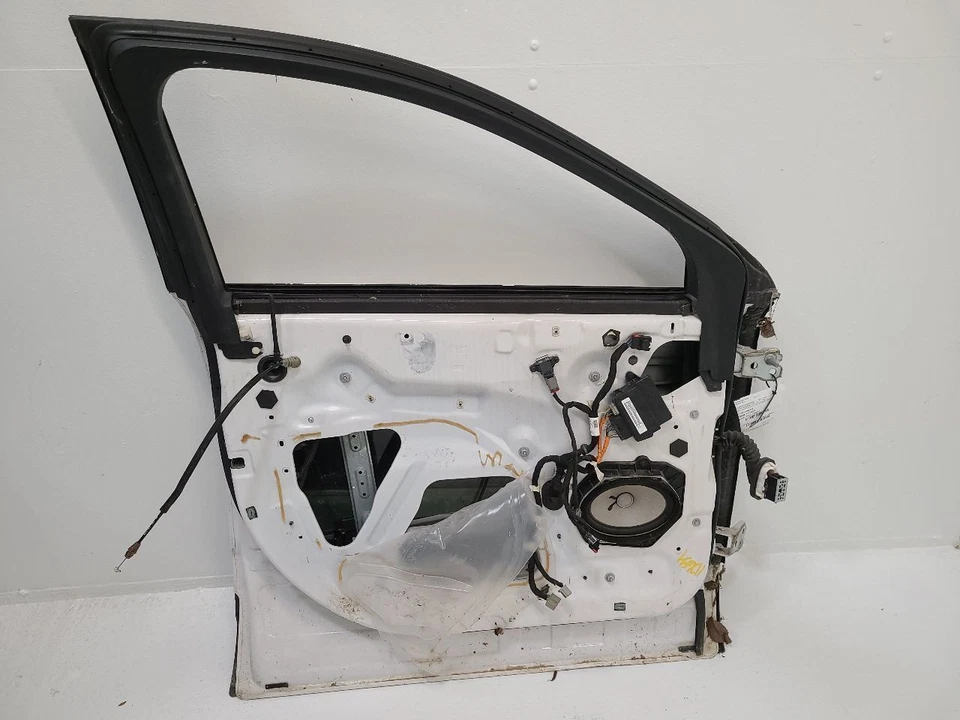 2010 - 2019 LINCOLN MKT Driver Front Door Electric Lower Side Moulding Foto 4 de 4