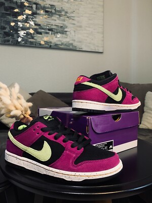 Nike SB Dunk Low Pro ACG Terra Red Plum : 8 US - 41 EU 100 % Legit + OG box