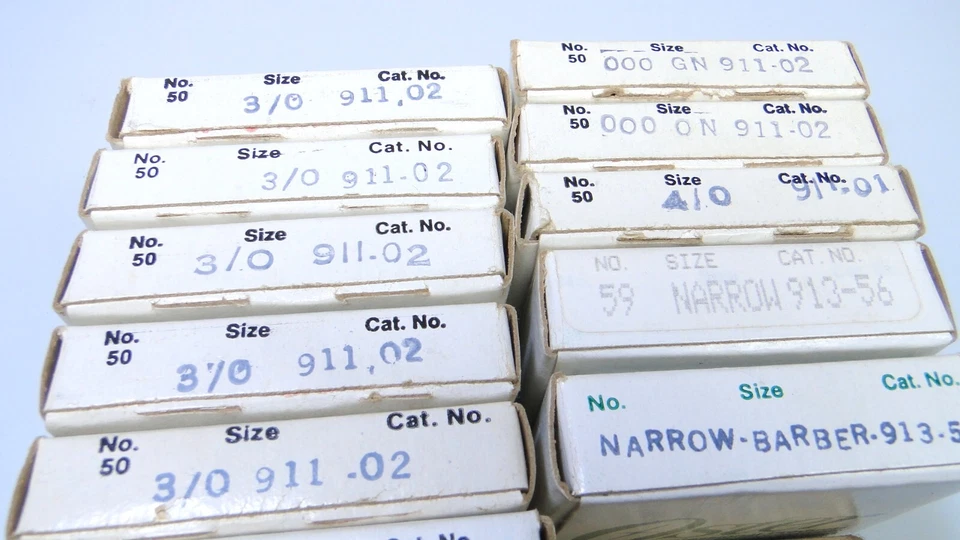 Lote De Colección Cuchillas De Afeitar Oster Pro Cuchillas De Cortar Barbero con Cajas Varios Tamaños Foto 2 de 4