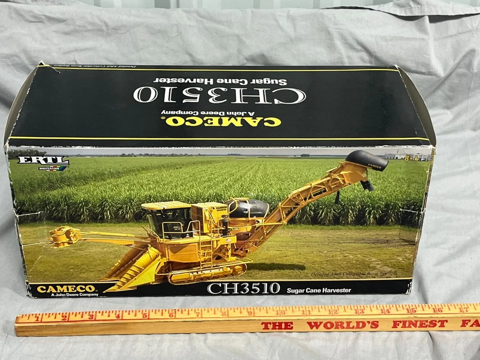 John Deere CAMECO CH3510 Sugar Cane Harvester Combine 1:50 ERTL NIB Resin - Image 2 of 4