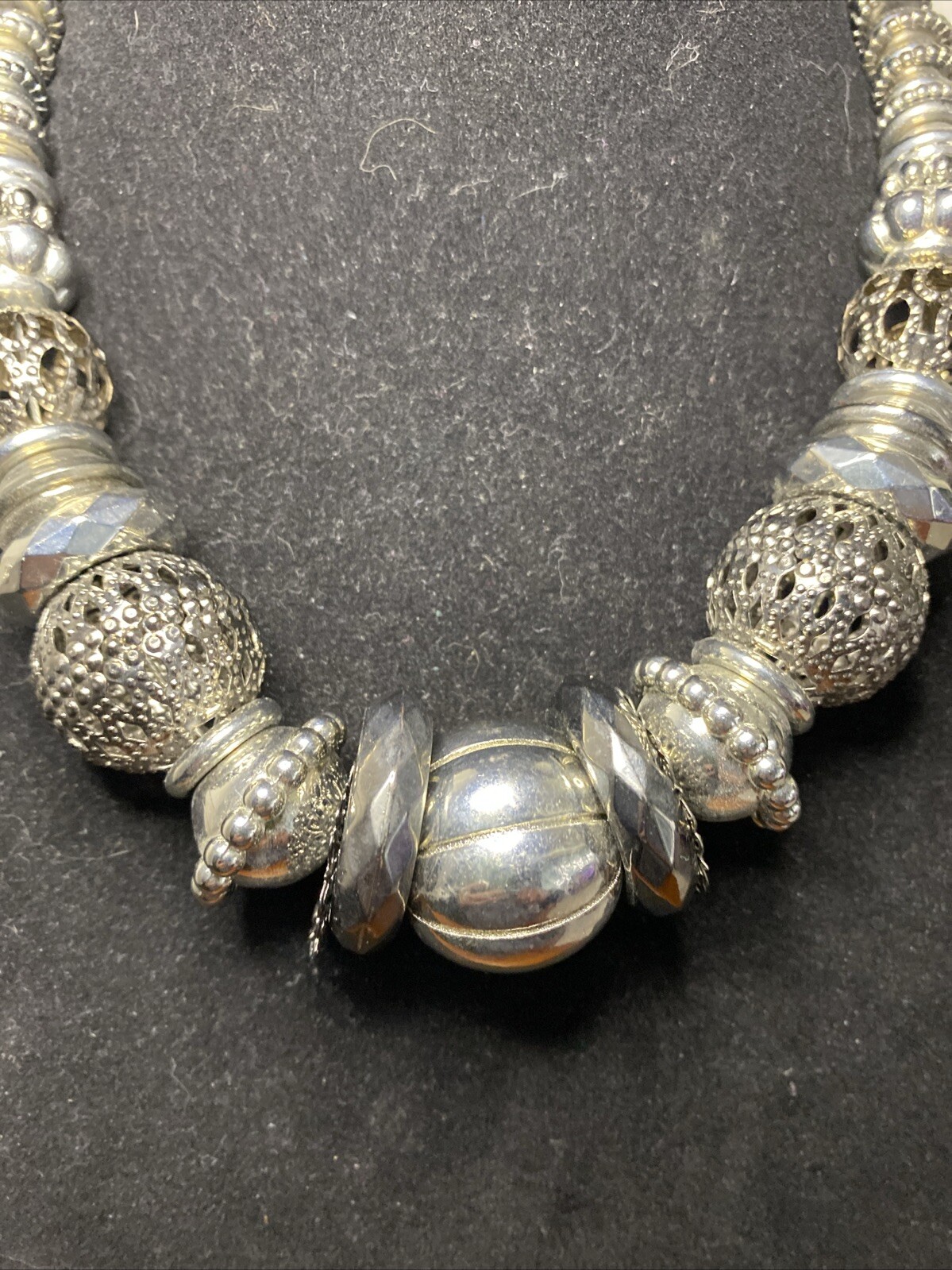 Bold Elements Chunky Silver & Black Necklace - image 5