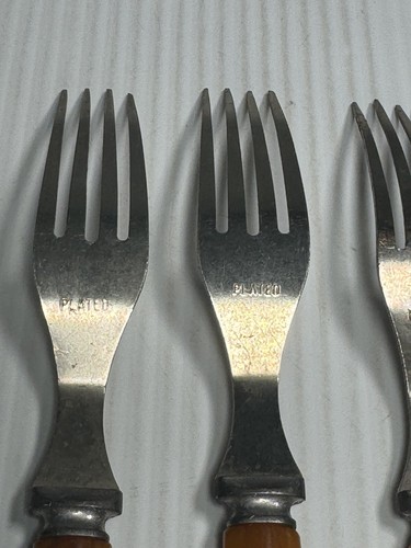 6pcs Vintage Bake Lite Dinner Forks - Picture 5 of 5
