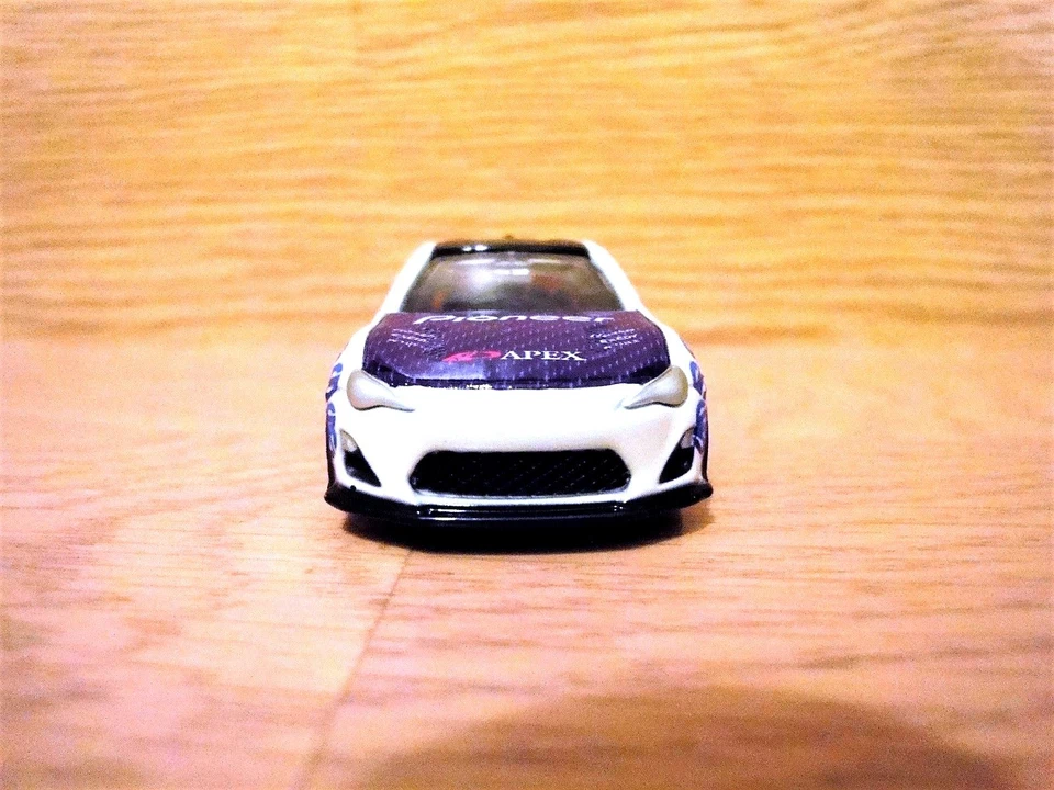 Ценный! TOMICA GAZOO RACE SPARCO TOYOTA 86 GRMN масштаб 1/60 So CooooL! ! - Изображение 3 из 4