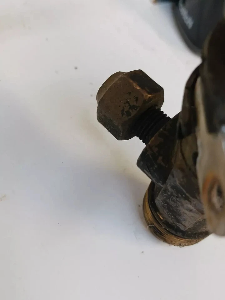 Compresor de aire acondicionado usado OEM GM línea de cobre 1957 Oldsmobile 88-98 (Li106 Foto 3 de 4