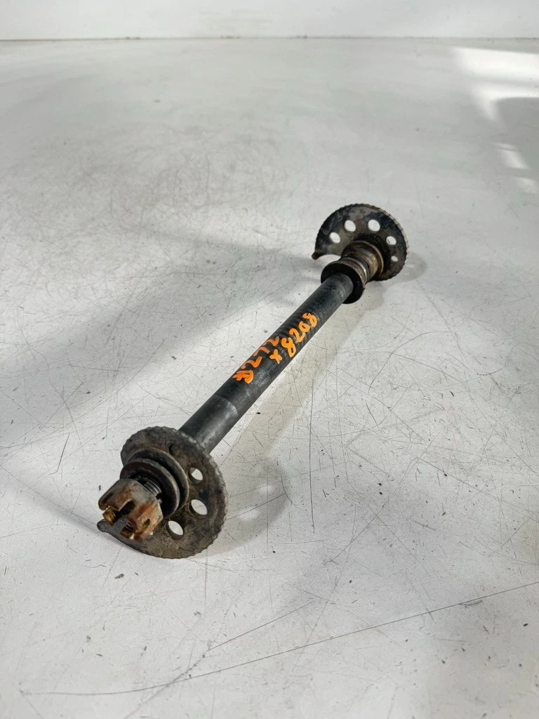 2001-2007 SUZUKI DRZ250 REAR WHEEL AXLE BOLT SHAFT OEM 64710-32E10 #272