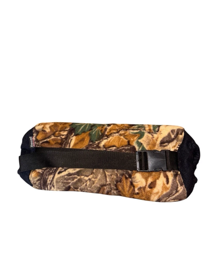 Cabelas Thinsulate Camouflage Hand Warmer Pouch Multicolor Fleece Hunting - Image 2 of 4
