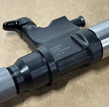 OEM Denso 095000-6395 Common Rail Diesel Fuel Injector 01K00066 Genuine thumbnail 3