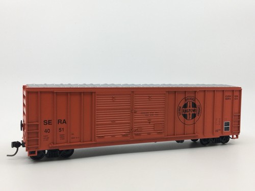 HO Roundhouse Sierra Railroad 50’ FMC vagón de carga de doble puerta SERA #4051 | Zustand: Used