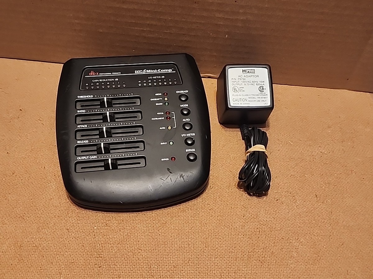 dbx MC6 MINI COMP コンプレッサー dbx Professional Products MC6 Mini-Comp DBX Desktop