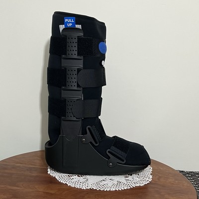Advanced Ortho Boot High Top Air Walker #390-AZ, Large, Excellent