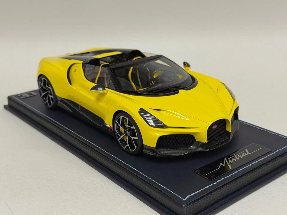 1/18 MR Collection Bugatti W16 Mistral in Yellow on leather base BUG015B - Image 4 of 4