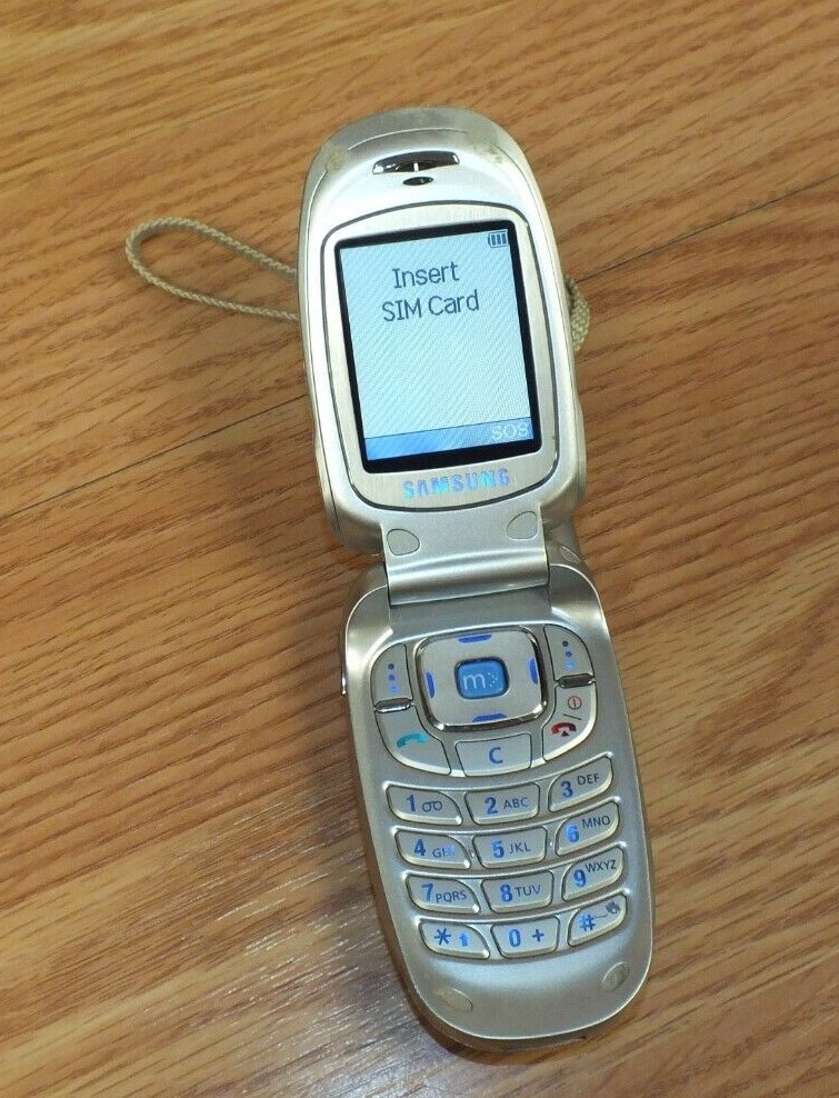 Samsung SGH-X426 GSM Full Color Flip Style Cell Phone **READ** | eBay